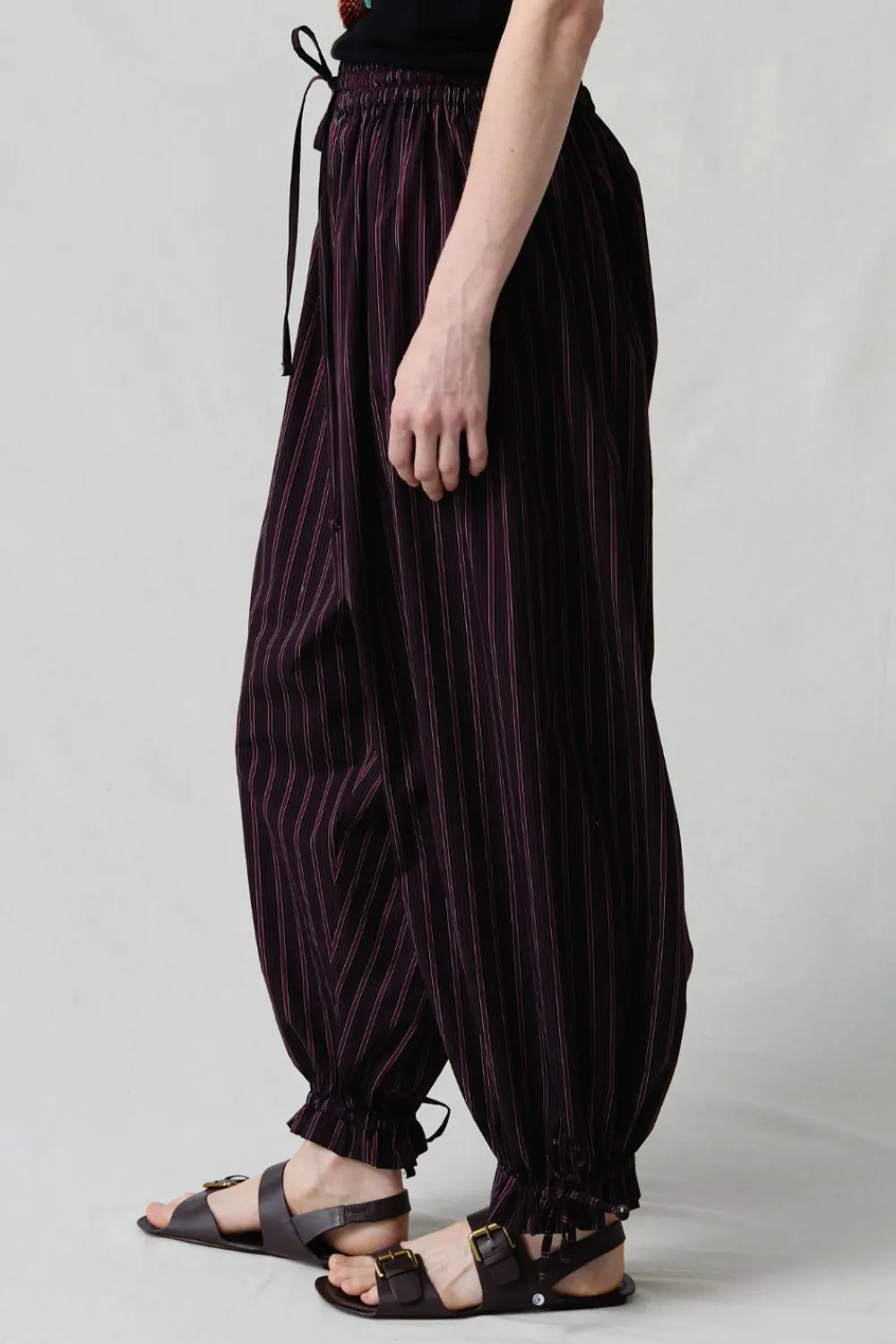 Chan Luu Baoon Pant Back tripe