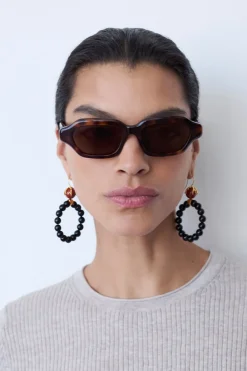 Chan Luu Coral Crown Hoop Earrings Onyx