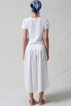 Chan Luu aer Cut Baet kirt White