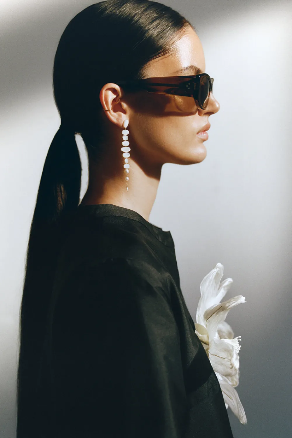 Chan Luu Mizumi Earrings White MOP