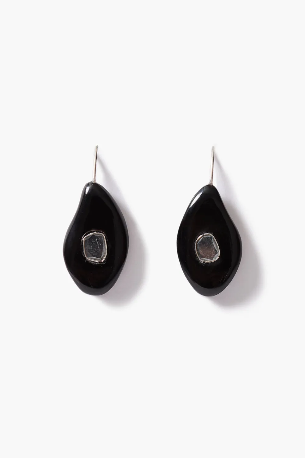 Chan Luu Pebble Earrings Black Horn