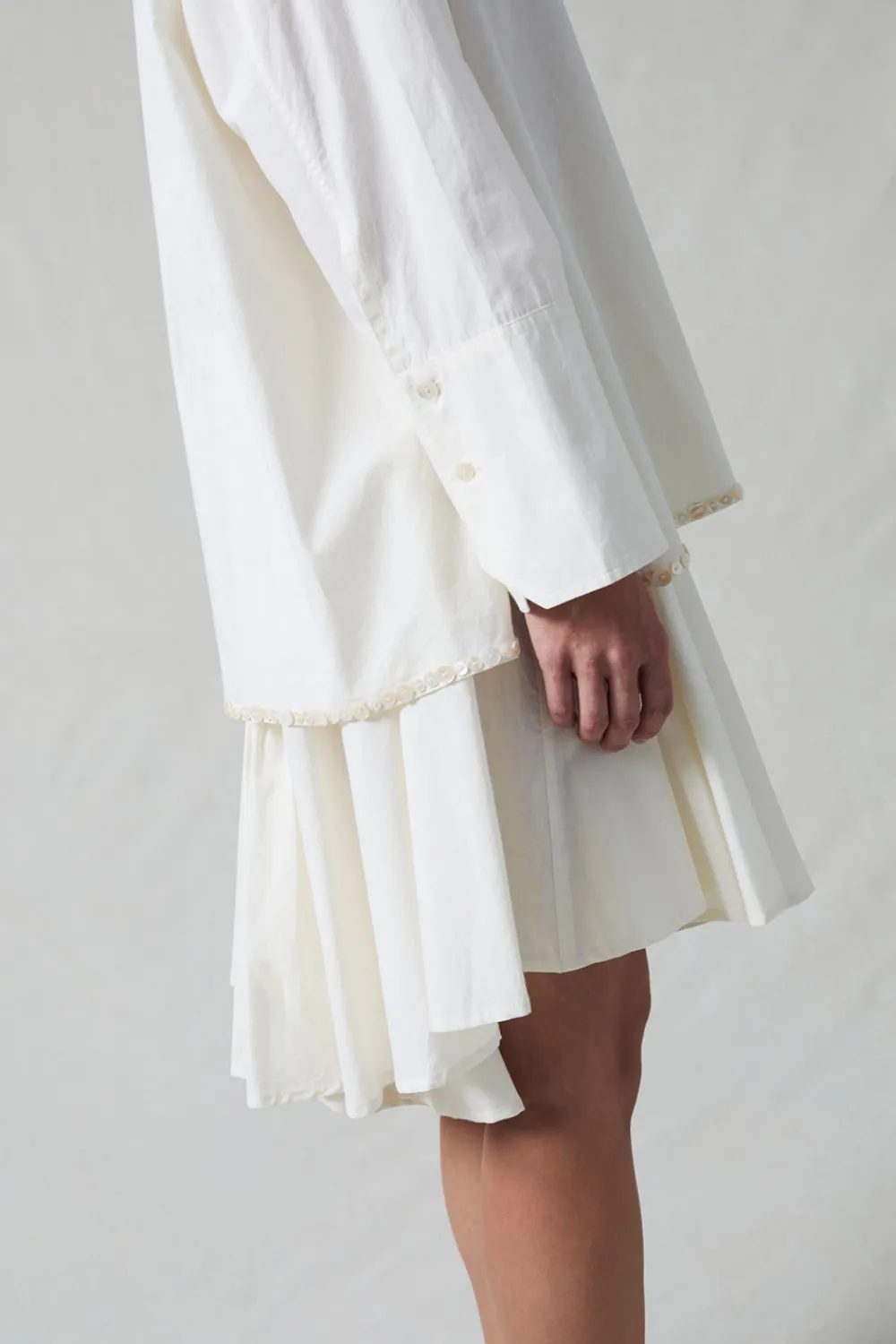 Chan Luu hoeace hirt Ivory