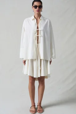 Chan Luu hoeace hirt Ivory