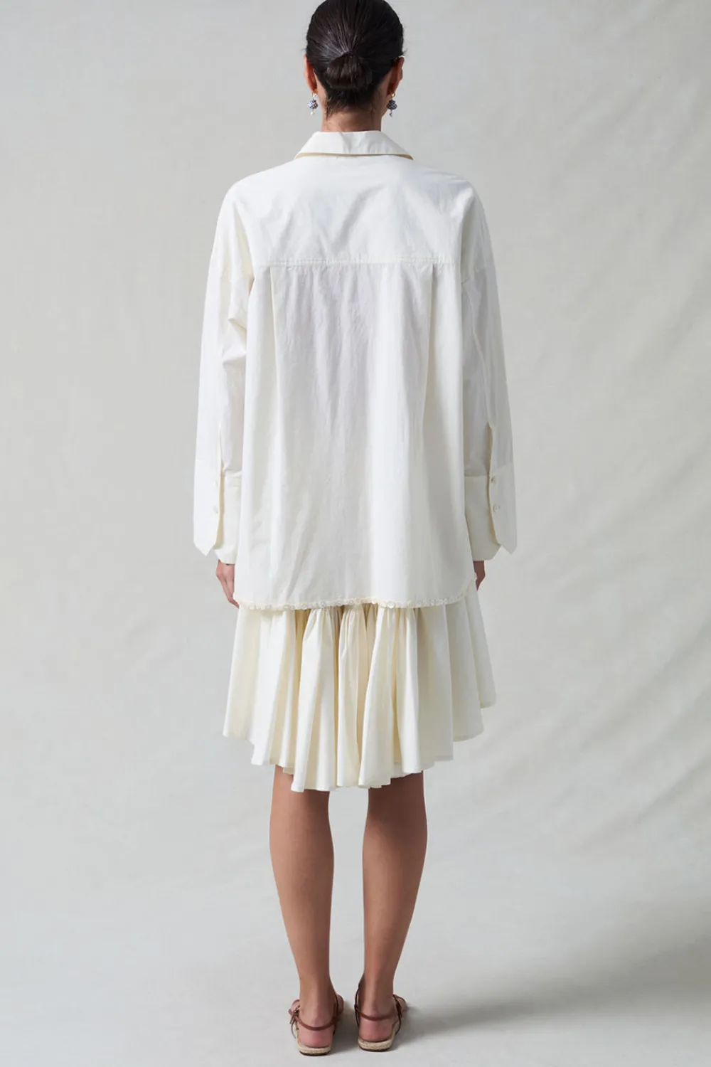 Chan Luu hoeace hirt Ivory