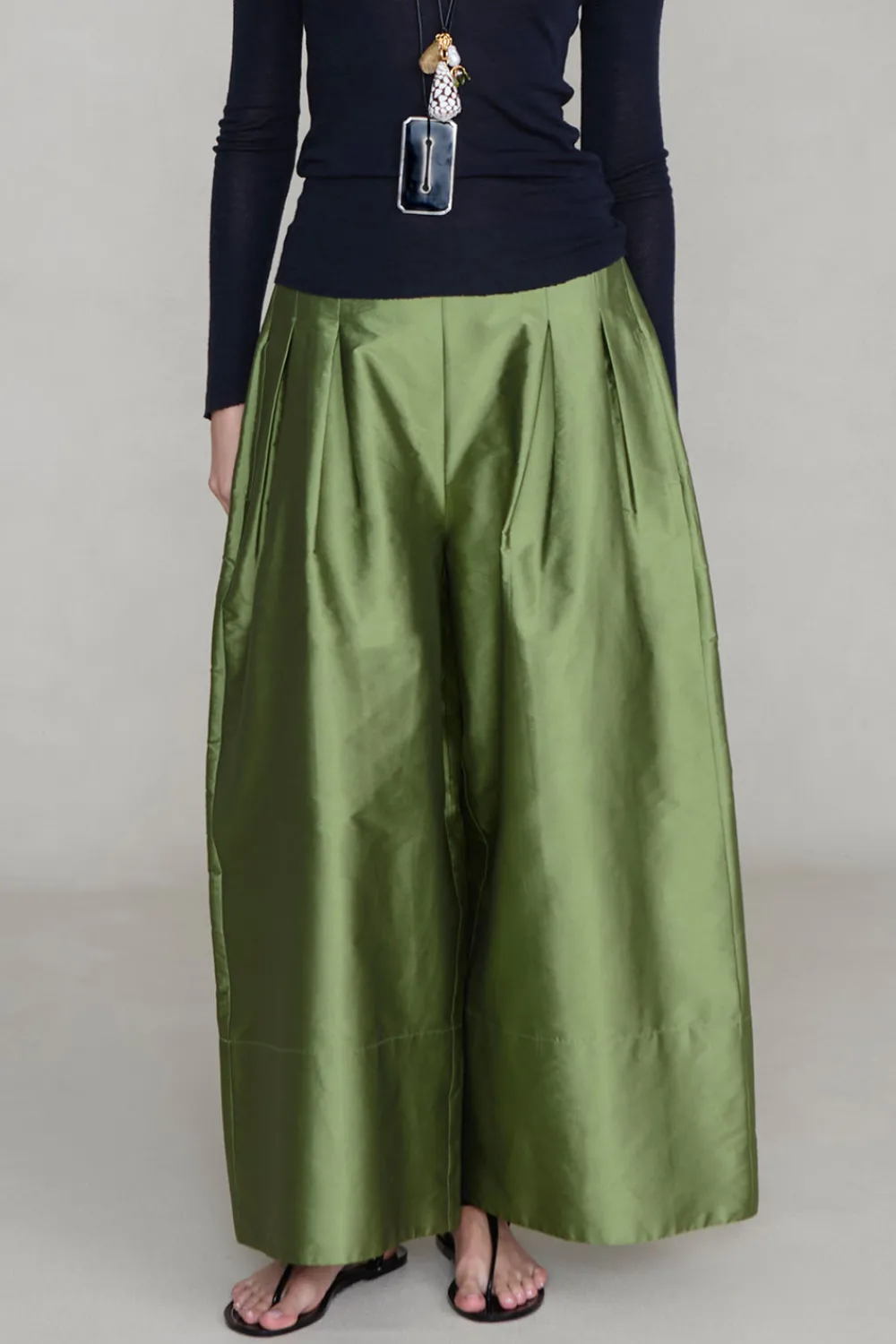 Chan Luu Techno Taffeta Utra Wide eg Trouer Tuip te